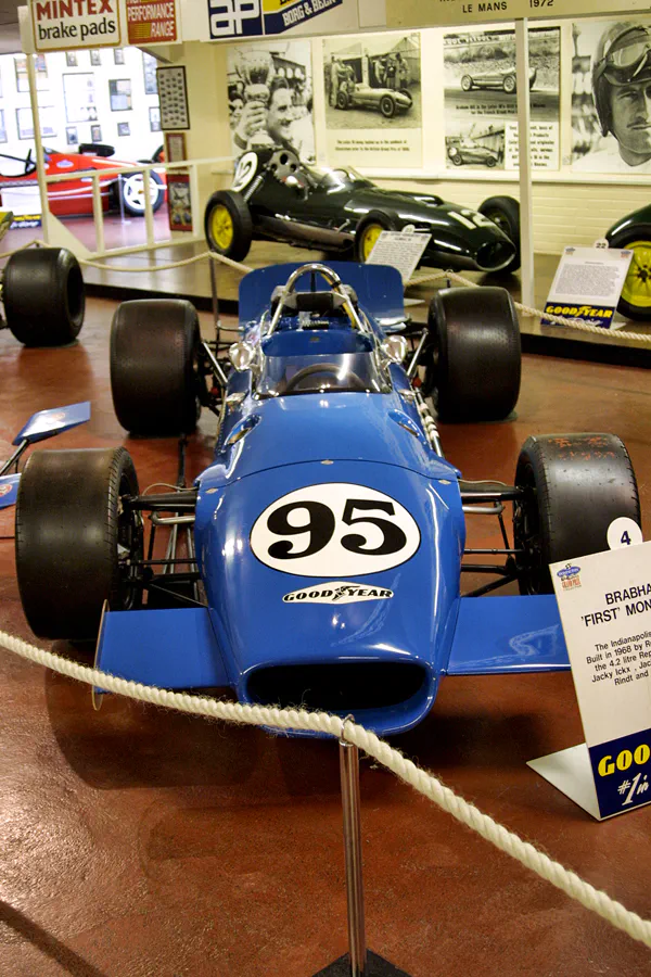 024 | 2004 | Donington | Grand Prix Collection | Brabham BT25 Indy | © carsten riede fotografie