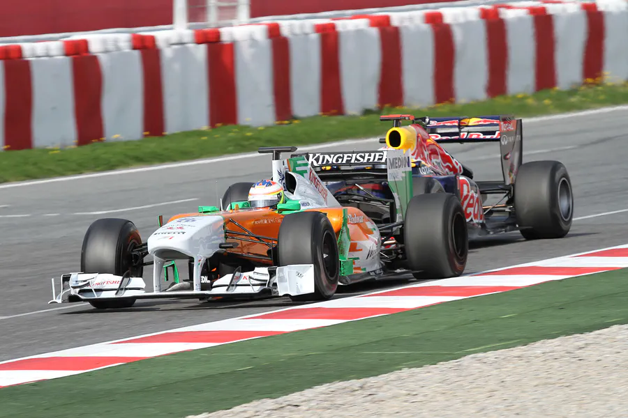 035 | 2011 | Barcelona | Force India-Mercedes Benz VJM04 | Paul Di Resta + Red Bull-Renault RB7 | Sebastian Vettel | © carsten riede fotografie