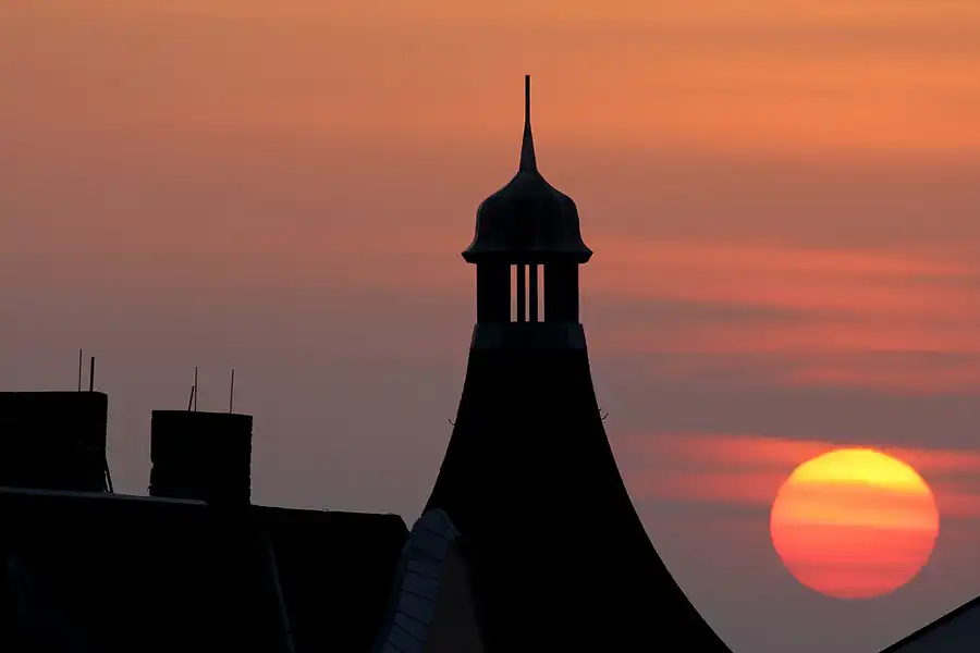 260 | 1900 | 2022-03-25 – 18:17 | © carsten riede fotografie