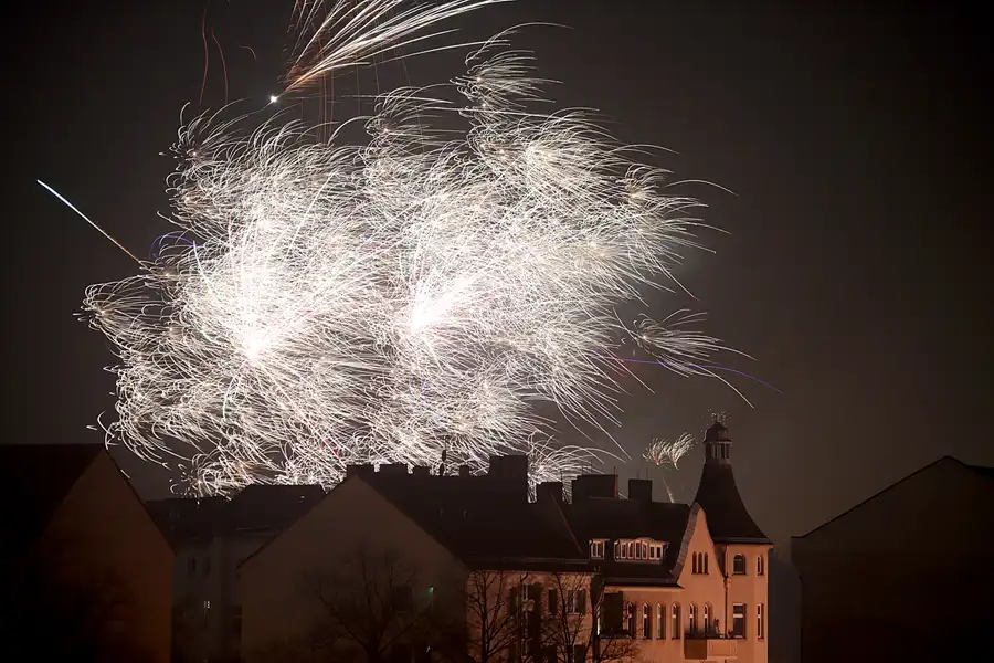 278 | 1900 | 2023-01-01 – 00:17 | © carsten riede fotografie