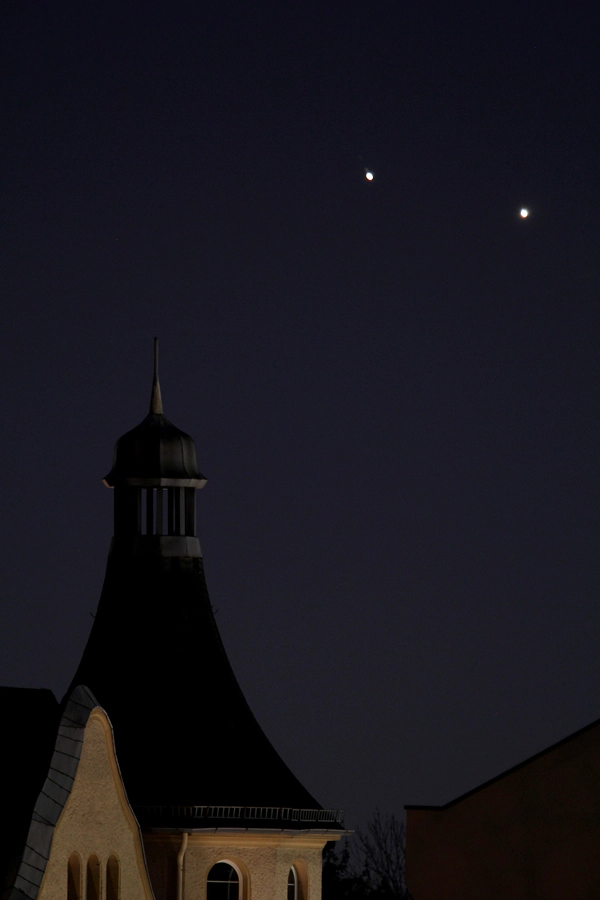 283 | 1900 | 2023-03-01 – 20:15 | Jupiter und Venus dicht beieinander | © carsten riede fotografie