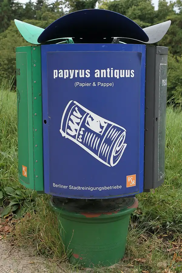 026 | 1900 | bsr – berliner stadtreinigung | papyrus antiquus | © carsten riede fotografie