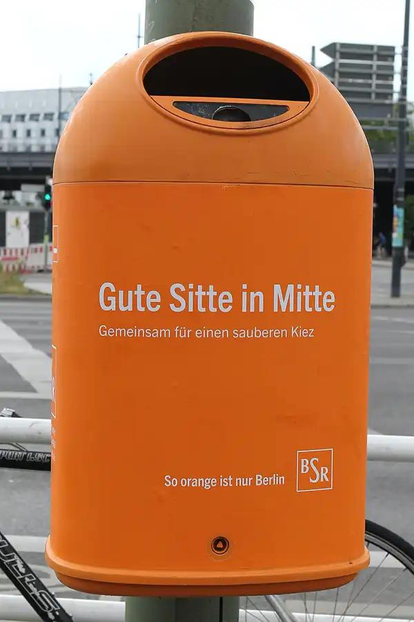 048 | 1900 | bsr – berliner stadtreinigung | gute sitte in mitte | © carsten riede fotografie