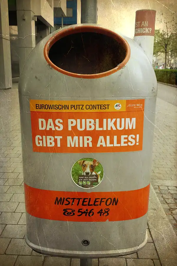 094 | 1900 | wiener abfallwirtschaft | das publikum gibt mir alles ! | © carsten riede fotografie