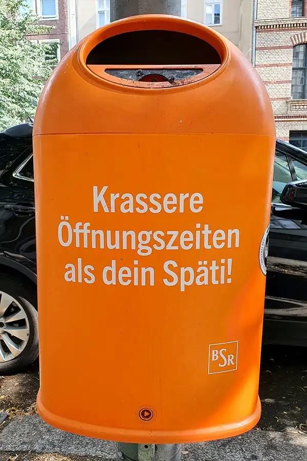 147 | 1900 | bsr – berliner stadtreinigung | krassere öffnungszeiten als dein späti ! | © carsten riede fotografie