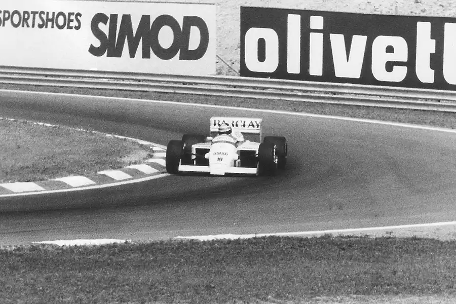 001 | 1986 | Budapest | Arrows-BMW A8 | Thierry Boutsen | © carsten riede fotografie