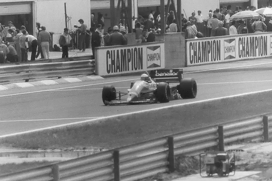 008 | 1987 | Budapest | Benetton-Ford Cosworth B187 | Teo Fabi | © carsten riede fotografie