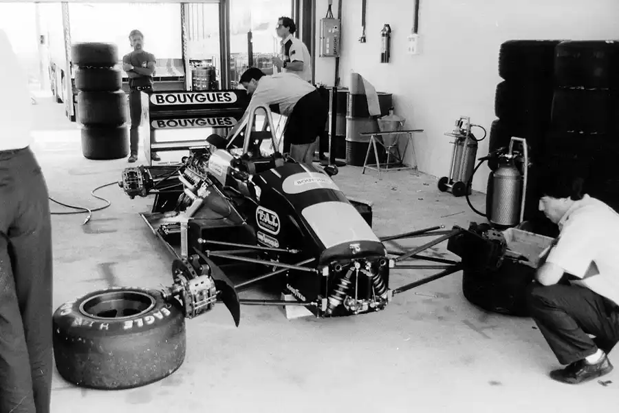 003 | 1988 | Budapest | AGS-Ford Cosworth JH23 | © carsten riede fotografie