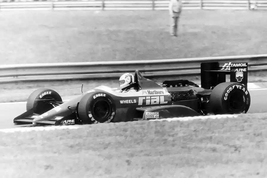091 | 1988 | Budapest | Rial-Ford Cosworth ARC1 | Andrea De Cesaris | © carsten riede fotografie