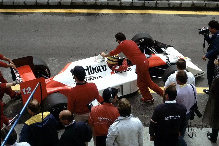 080 | 1988 | Budapest | McLaren-Honda MP4/4 | Ayrton Senna | © carsten riede fotografie
