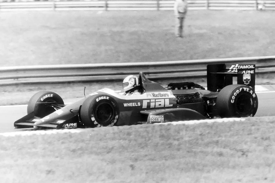 091 | 1988 | Budapest | Rial-Ford Cosworth ARC1 | Andrea De Cesaris | © carsten riede fotografie