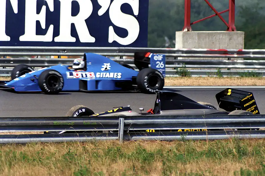 014 | 1990 | Budapest | AGS-Ford Cosworth JH25 | © carsten riede fotografie