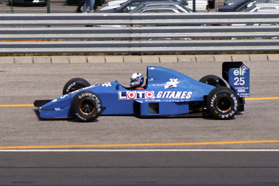 048 | 1990 | Budapest | Ligier-Ford Cosworth JS33B | Nicola Larini | © carsten riede fotografie