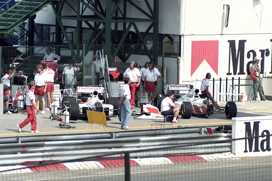 033 | 1991 | Budapest | Footwork-Ford Cosworth FA12 | © carsten riede fotografie