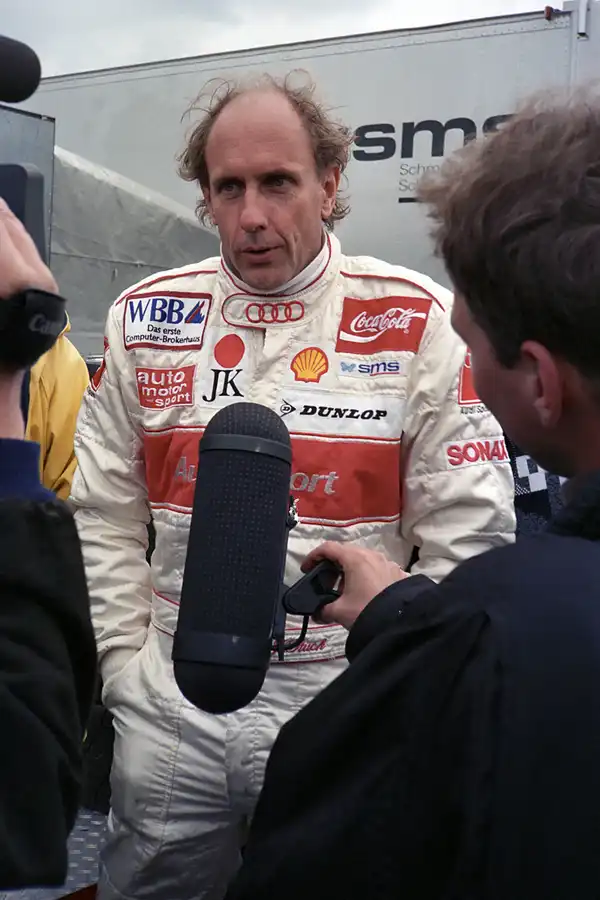 009 | 1992 | Berlin | DTM – Avus | Hans-Joachim Stuck | © carsten riede fotografie