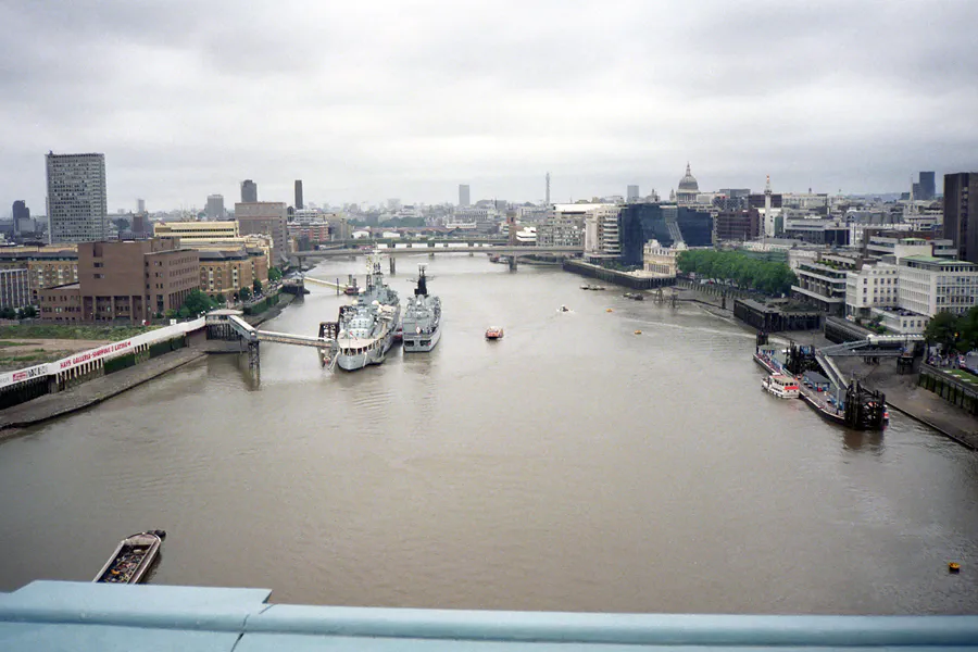 016 | 1992 | London | Blick von der Tower Bridge | © carsten riede fotografie