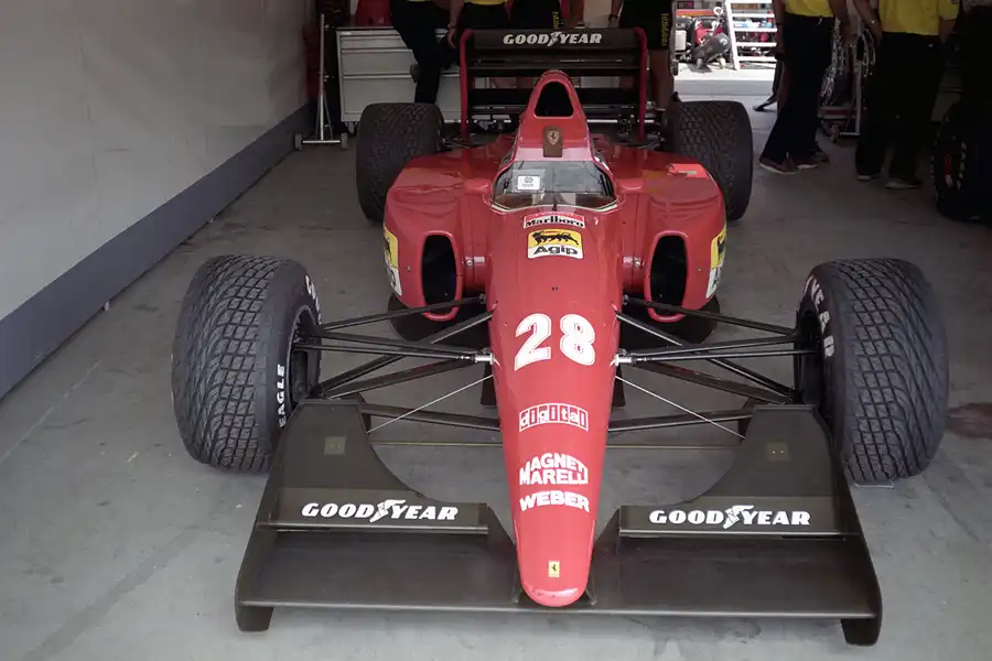 042 | 1992 | Budapest | Ferrari F92A | © carsten riede fotografie