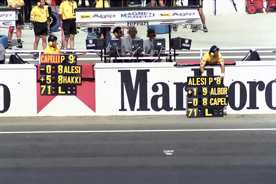046 | 1992 | Budapest | Ferrari Team | © carsten riede fotografie