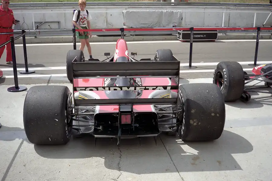 048 | 1992 | Budapest | Fondmetal-Ford Cosworth GR02 | © carsten riede fotografie