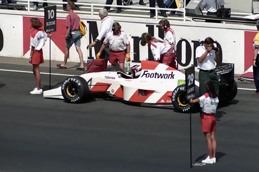 056 | 1992 | Budapest | Footwork-Mugen Honda FA13 | Aguri Suzuki | © carsten riede fotografie