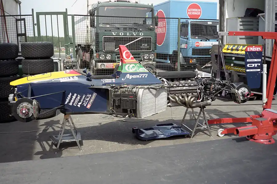 099 | 1992 | Budapest | Venturi-Lamborghini LC92 | © carsten riede fotografie