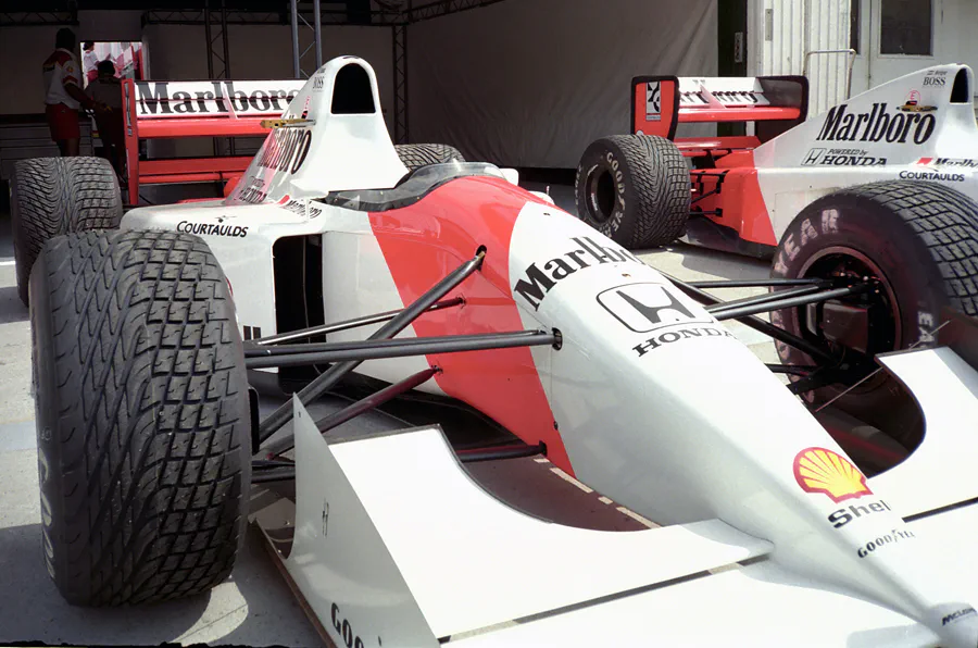 080 | 1992 | Budapest | McLaren-Honda MP4/7 | © carsten riede fotografie