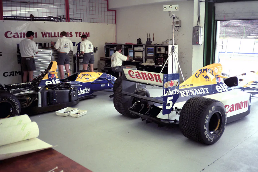 105 | 1992 | Budapest | Williams-Renault FW14B | © carsten riede fotografie