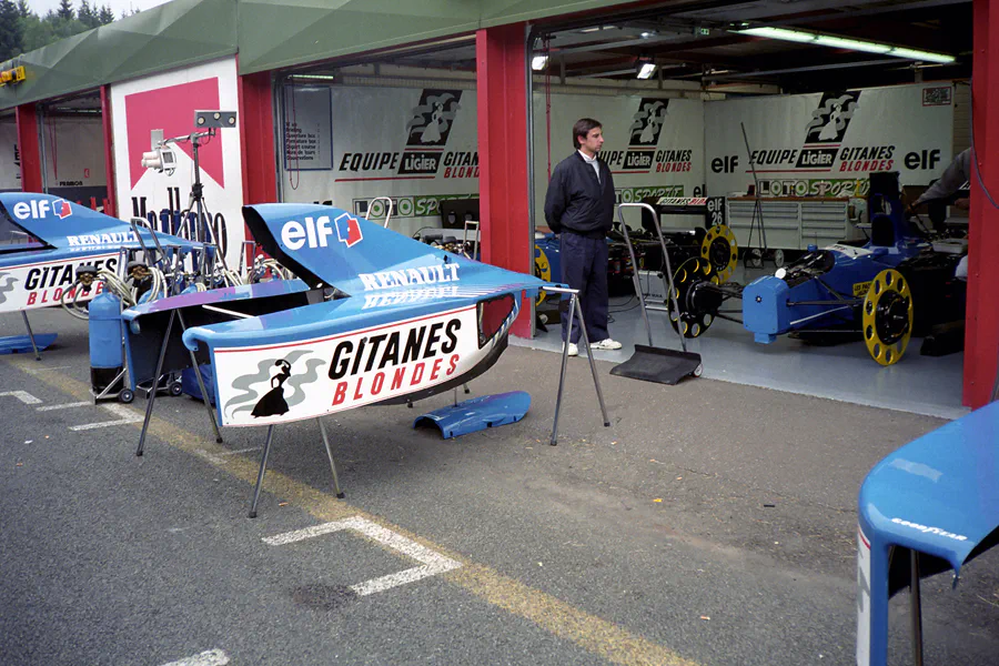 032 | 1993 | Spa-Francorchamps | Ligier-Renault JS39 | © carsten riede fotografie