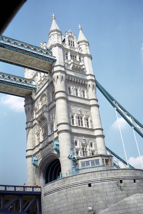 007 | 1994 | London | Tower Bridge | © carsten riede fotografie