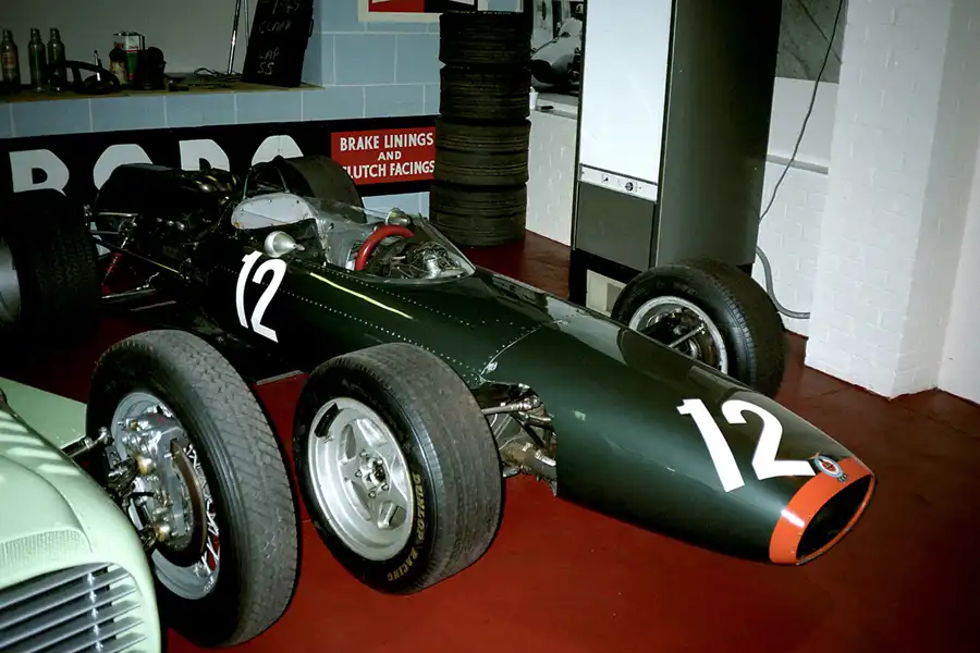 016 | 1994 | Donington | The Donington Collection | BRM P61/2 (1964-1968) | © carsten riede fotografie