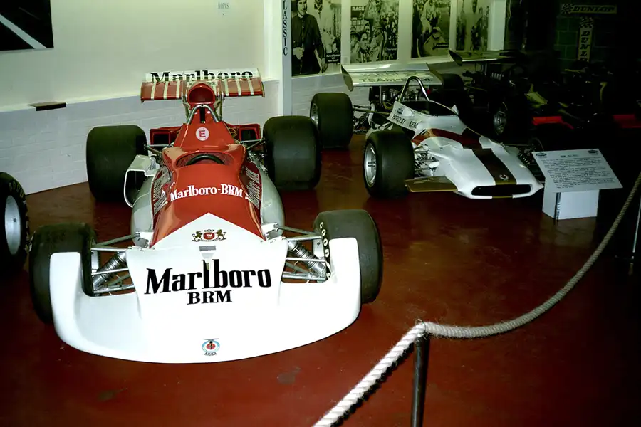 018 | 1994 | Donington | The Donington Collection | BRM P180 (1972) + BRM P153 (1970-1972) | © carsten riede fotografie