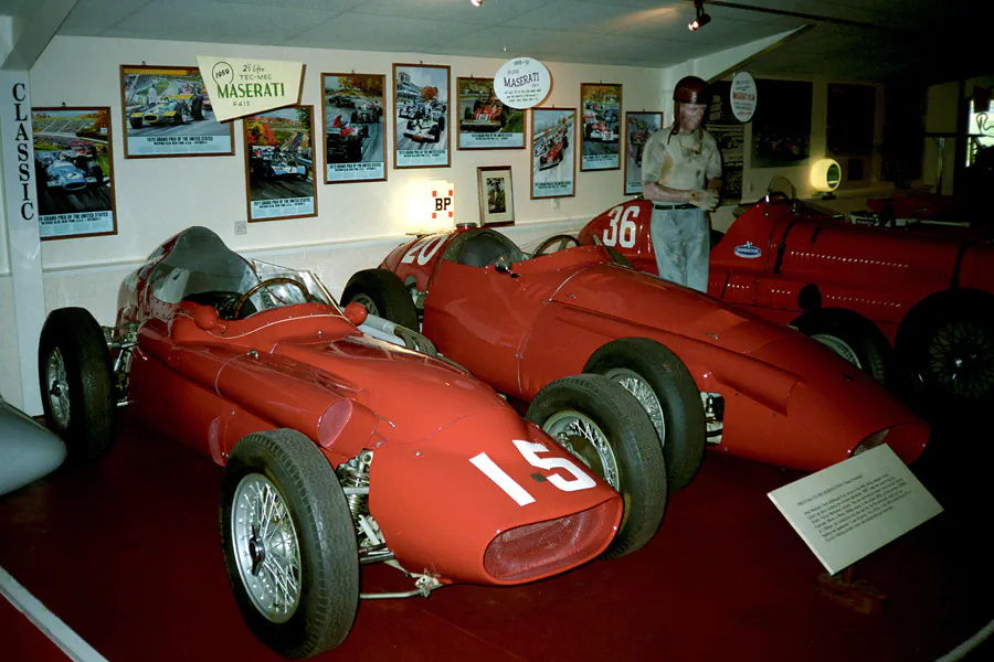 041 | 1994 | Donington | The Donington Collection | Tec Mec 2535 (1959) + Maserati 250F (1954-1960) | © carsten riede fotografie