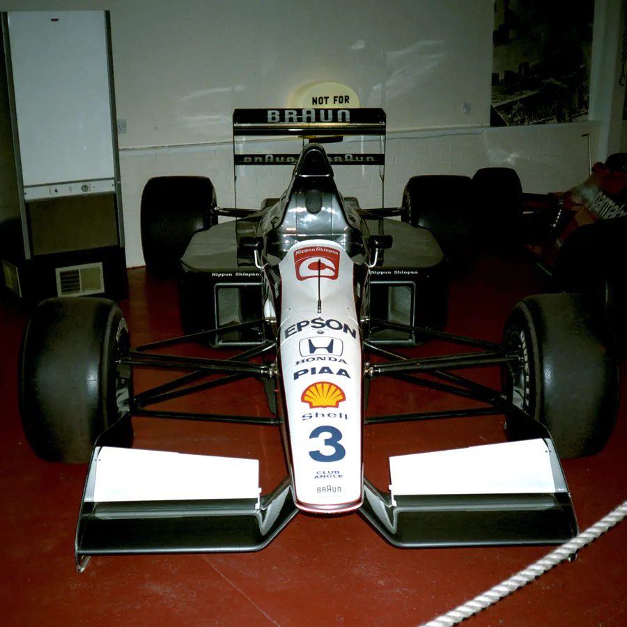 048 | 1994 | Donington | The Donington Collection | Tyrrell-Honda 020 (1991) | © carsten riede fotografie