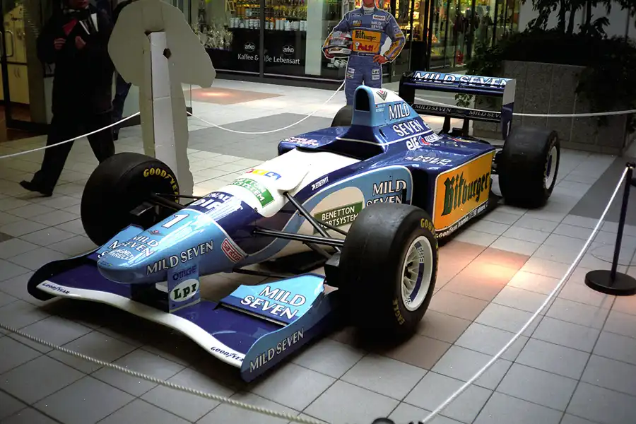 003 | 1995 | Berlin | Benetton-Ford Cosowrth B194 | © carsten riede fotografie