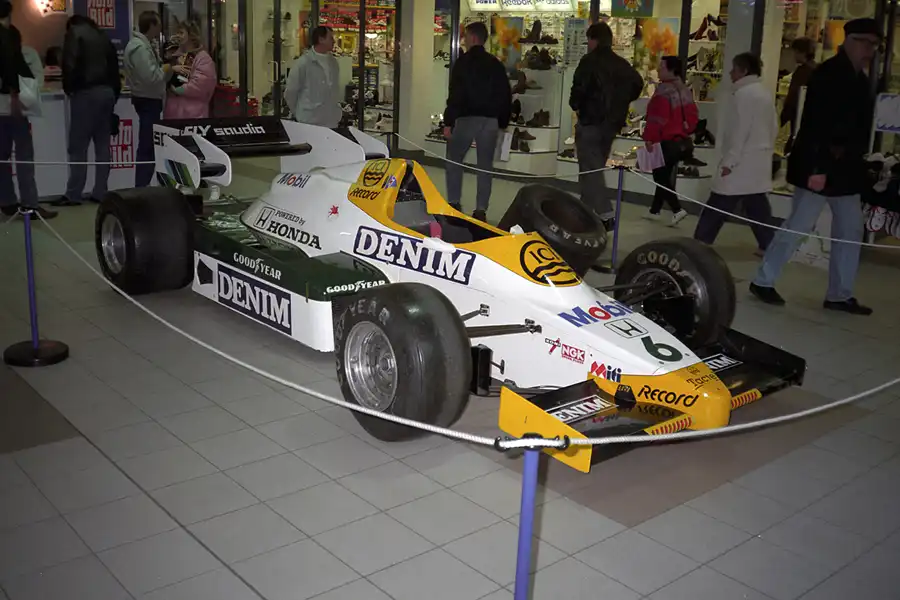 010 | 1995 | Berlin | Williams-Honda FW09B | © carsten riede fotografie