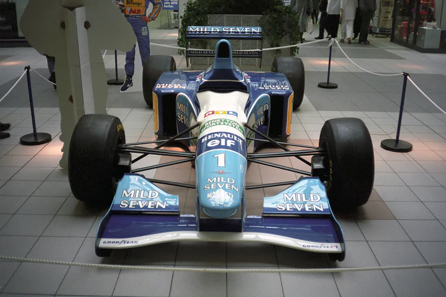 004 | 1995 | Berlin | Benetton-Ford Cosowrth B194 | © carsten riede fotografie