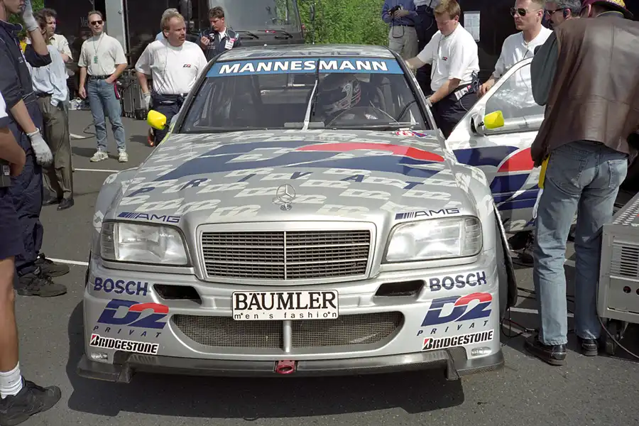 016 | 1995 | Berlin | DTM – Avus | Bernd Schneider | © carsten riede fotografie