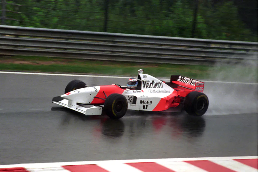 028 | 1995 | Spa-Francorchamps | McLaren-Mercedes Benz MP4/10B | Mika Hakkinen | © carsten riede fotografie