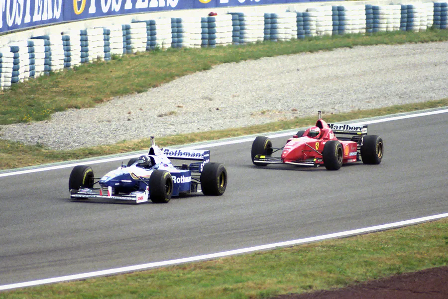 036 | 1996 | Barcelona | Williams-Renault FW18 | Damon Hill + Ferrari F310 | Eddie Irvine | © carsten riede fotografie