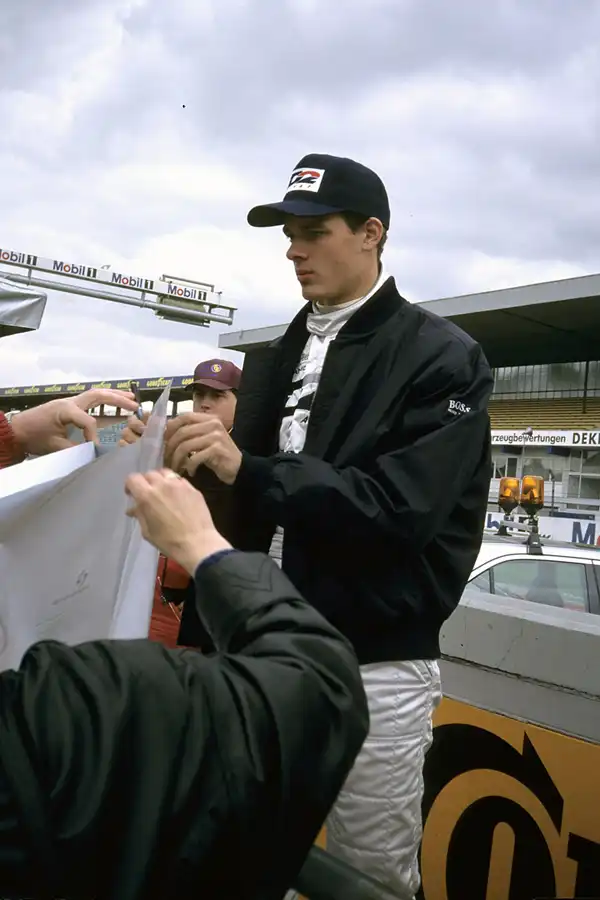 019 | 1997 | Hockenheim | Alexander Wurz | © carsten riede fotografie