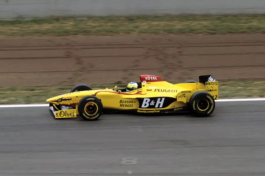 014 | 1997 | Barcelona | Jordan-Peugeot 197 | Giancarlo Fisichella | © carsten riede fotografie