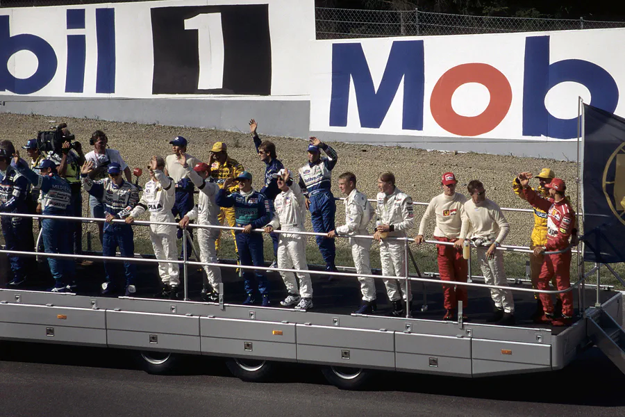 042 | 1997 | Spa-Francorchamps | Circuit De Spa-Francorchamps | Drivers Parade | © carsten riede fotografie