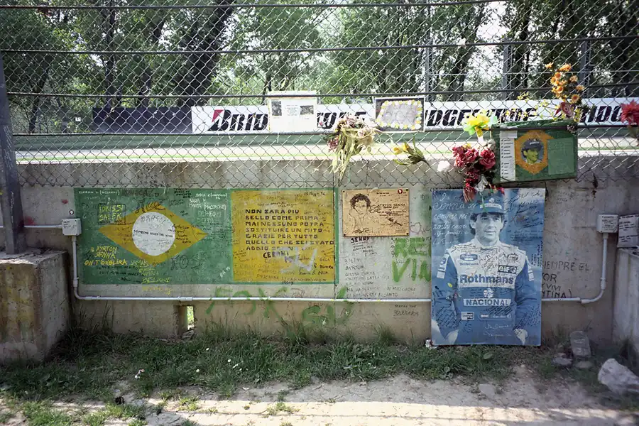 045 | 1998 | Imola | Autodromo Enzo e Dino Ferrari | © carsten riede fotografie