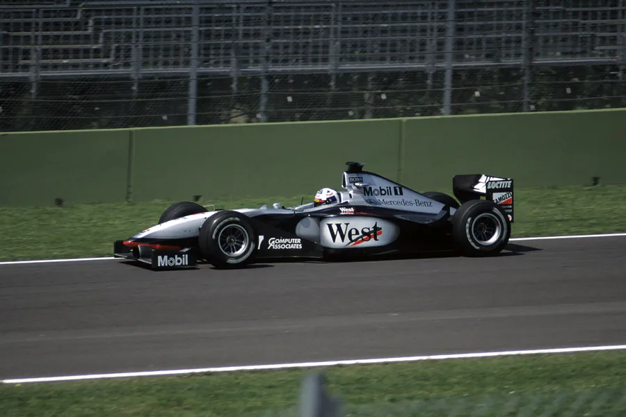 016 | 1998 | Imola | McLaren-Mercedes Benz MP4/13 | David Coulthard | © carsten riede fotografie