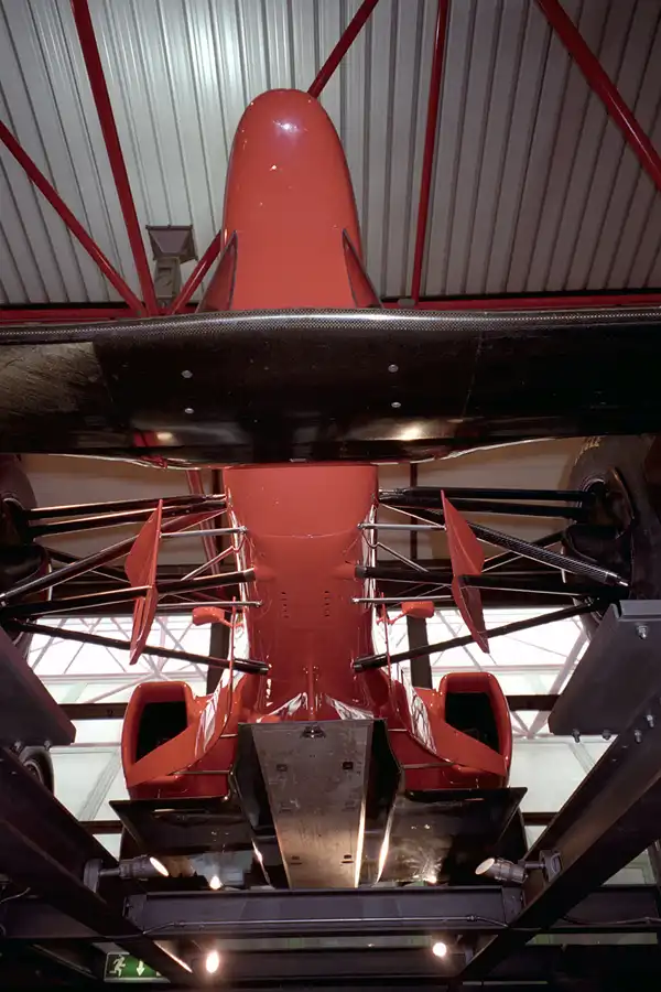 028 | 1998 | Maranello | Galleria Ferrari | Ferrari F310 | © carsten riede fotografie