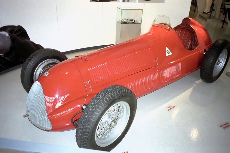006 | 1998 | Maranello | Galleria Ferrari | Alfa Romeo 158 | © carsten riede fotografie