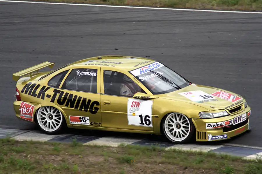 008 | 1999 | Motopark Oschersleben | STW Cup | © carsten riede fotografie