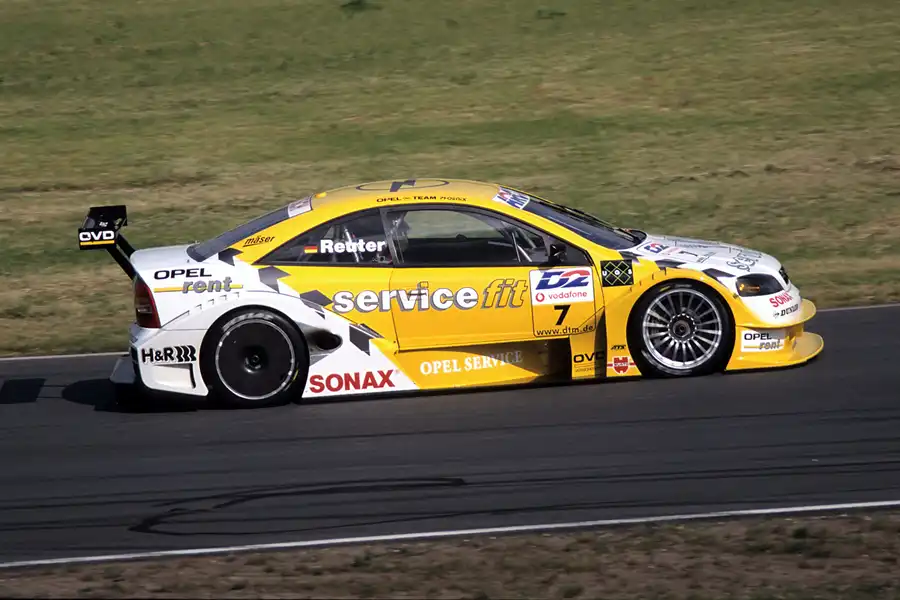 007 | 2001 | Motopark Oschersleben | DTM | Opel Astra V8 Coupe | Manuel Reuter | © carsten riede fotografie