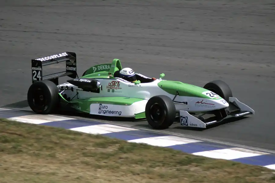 037 | 2001 | Motopark Oschersleben | Deutsche Formel 3 Meisterschaft | © carsten riede fotografie