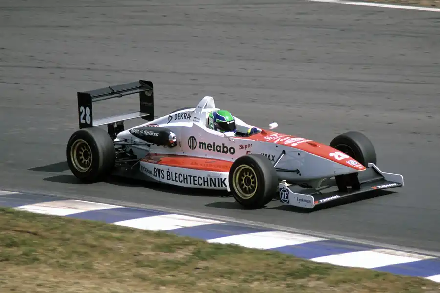 040 | 2001 | Motopark Oschersleben | Deutsche Formel 3 Meisterschaft | © carsten riede fotografie